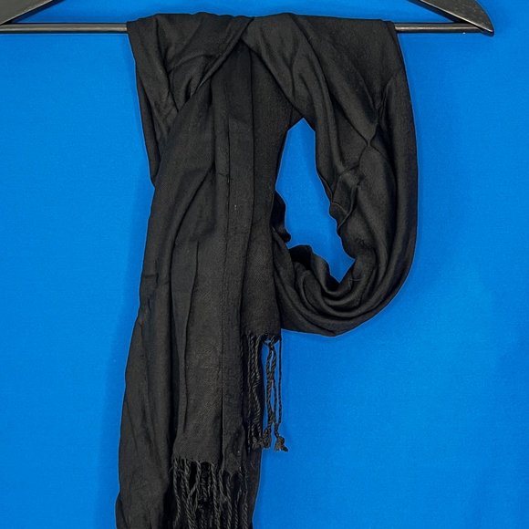 Parisian Scarf - Picture 6 of 8